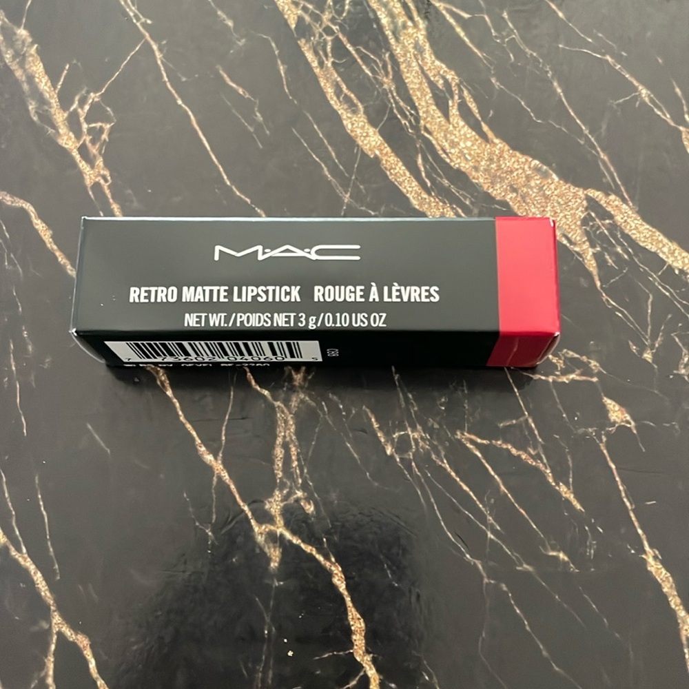 RETRO MATTE LIPSTICK - RUBY WOO - Picture 4 of 4